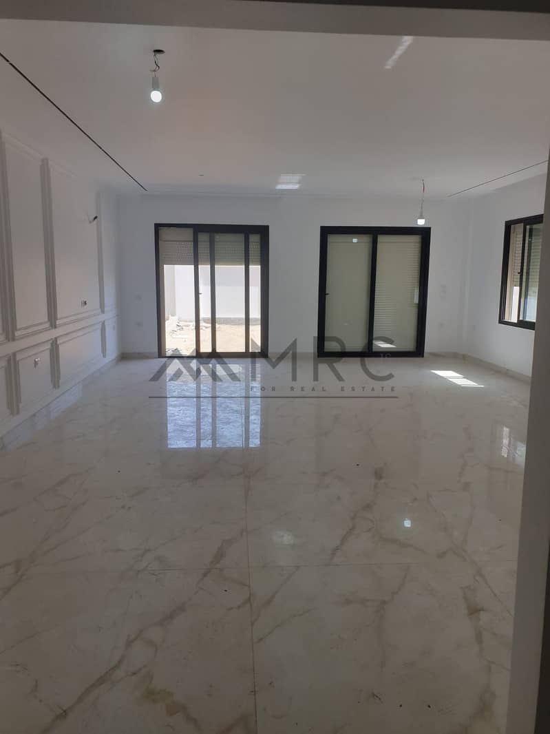 3 WhatsApp Image 2025-10-29 at 14.23. 16_dc965baa. jpg