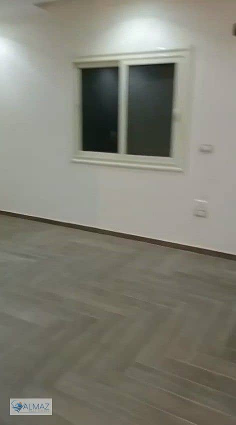 6 WhatsApp Image 2025-10-02 at 5.41. 50 PM (1). jpeg