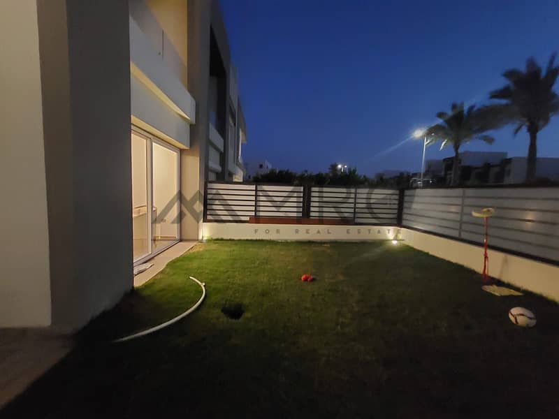 3 WhatsApp Image 2025-10-29 at 13.37. 02_74216c6c. jpg