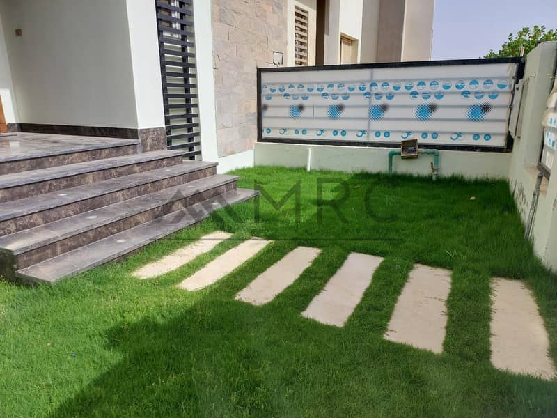 4 WhatsApp Image 2025-10-29 at 13.37. 04_5b69a011. jpg