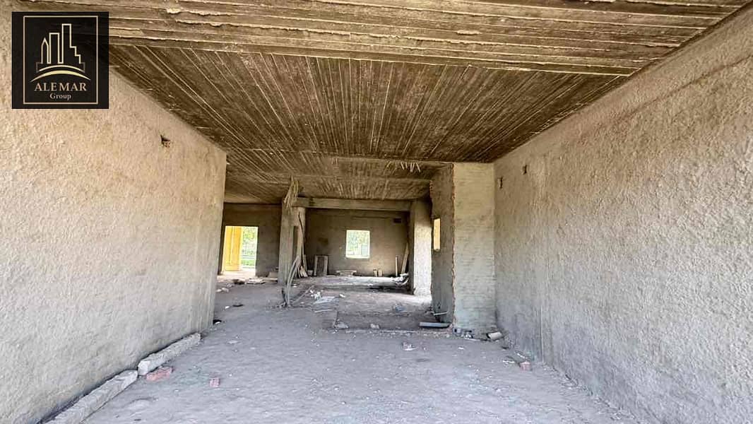 9 258e8a98-caac-4d73-b624-a3c9ef5df820. jpg