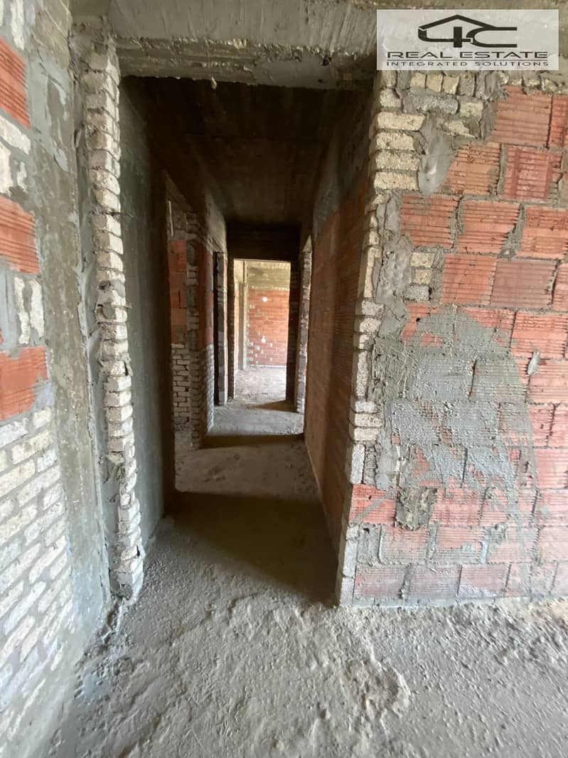 10 WhatsApp Image 2024-12-16 at 3.35. 35 PM. jpeg