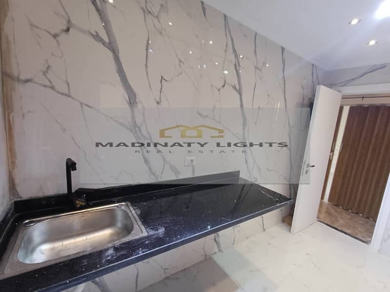 7 29cd3db6-fb2c-4f71-b4c0-03d70e03aa9d. jpg