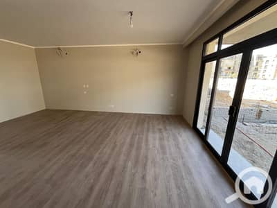 شقة 3 غرف نوم للبيع في الشيخ زايد، الجيزة - 3299ef50-f409-49bb-accf-6b6948b7976e. jpg