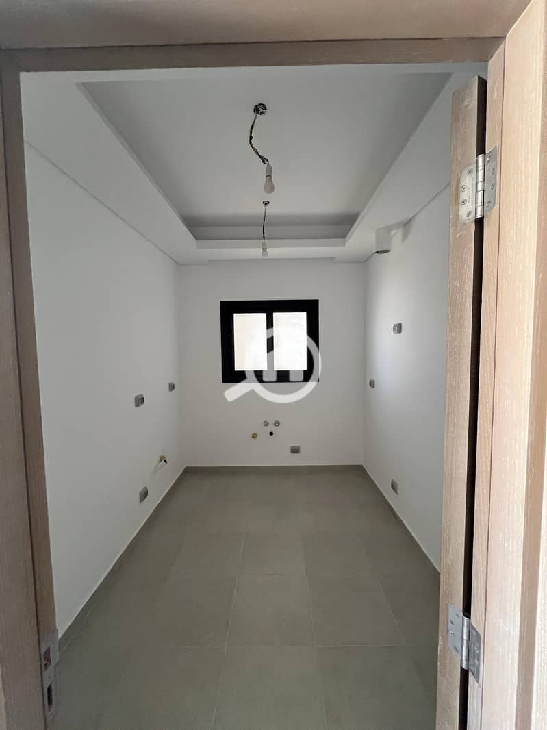 2 df2d49b6-0352-4d87-8066-62967303044c. jpg