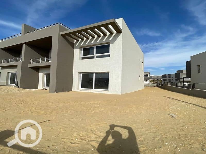 2 3fb0c2fd-7a80-49c5-ae4a-290d3775841e. jpg