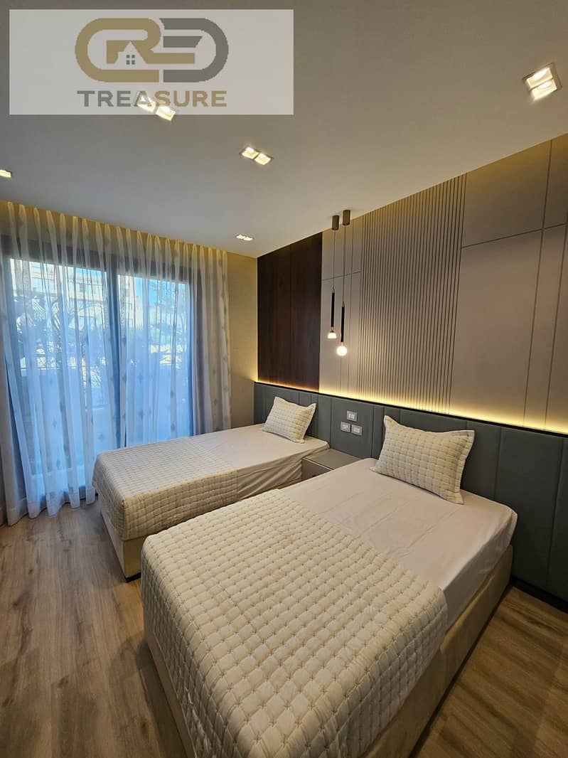 6 WhatsApp Image 2025-10-27 at 5.49. 41 PM. jpeg