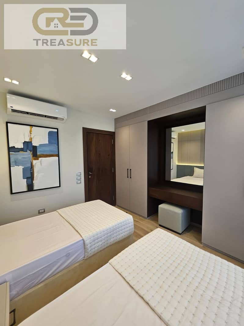 18 WhatsApp Image 2025-10-27 at 5.49. 40 PM (1). jpeg