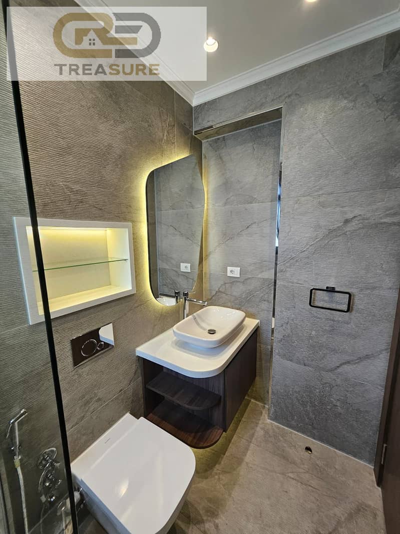 23 WhatsApp Image 2025-10-27 at 5.49. 43 PM (1). jpeg