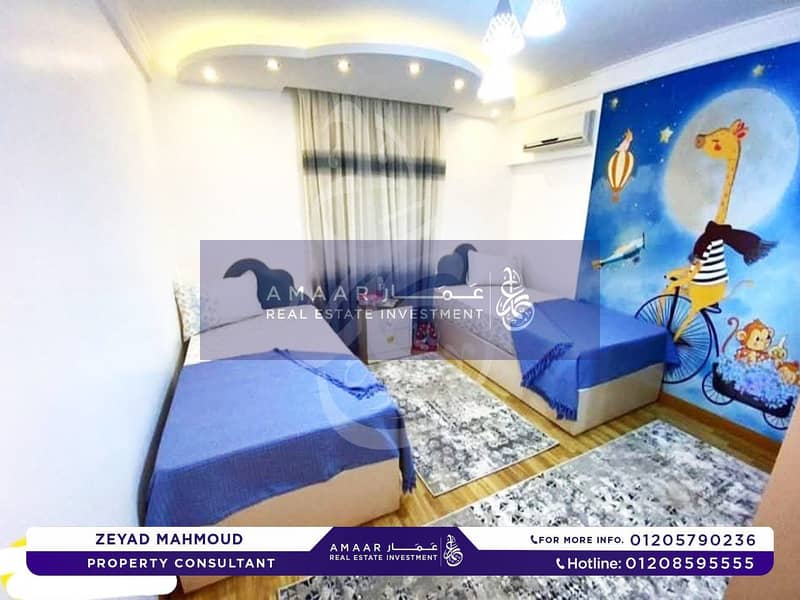 4 photo_5765052808523615180_y. jpg