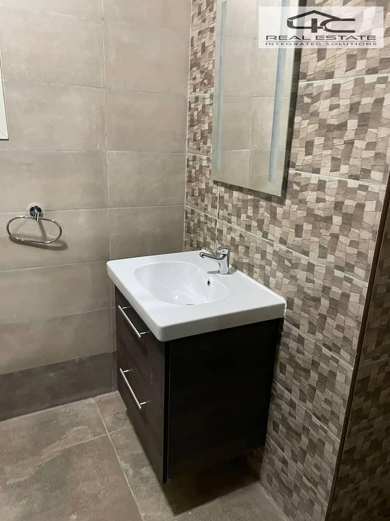 15 WhatsApp Image 2025-11-03 at 10.01. 52 PM (3). jpeg