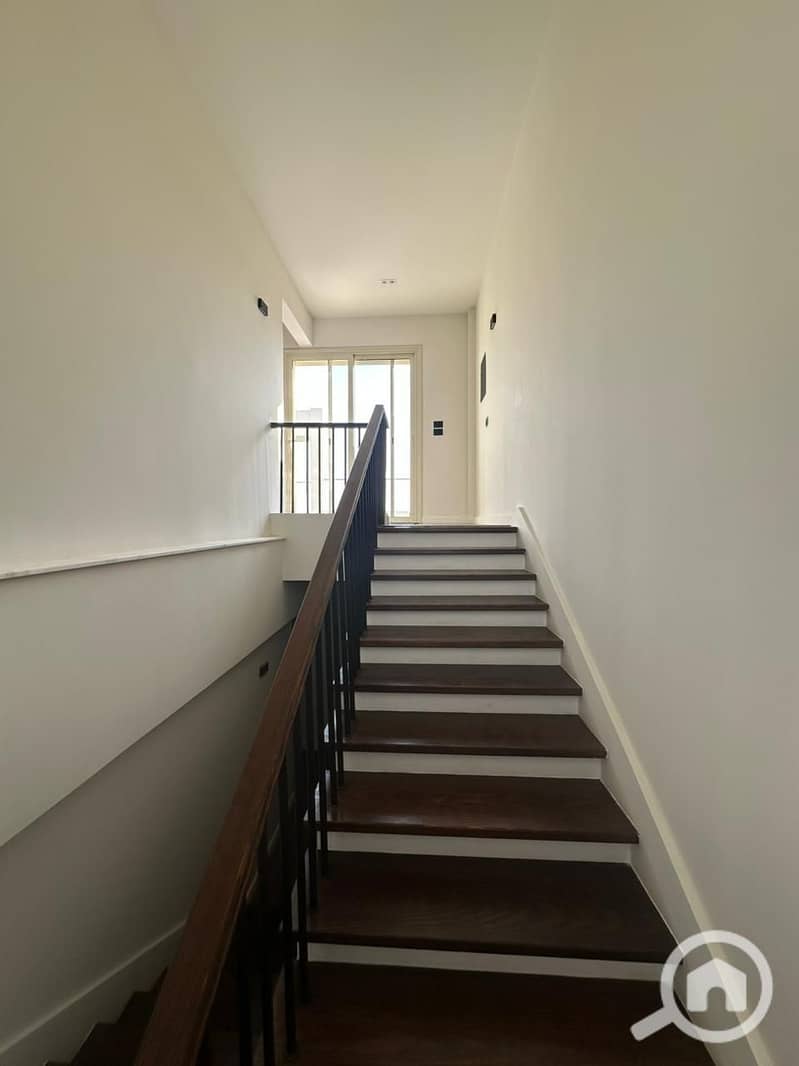 7 WhatsApp Image 2025-08-18 at 12.00. 57 PM (3). jpeg