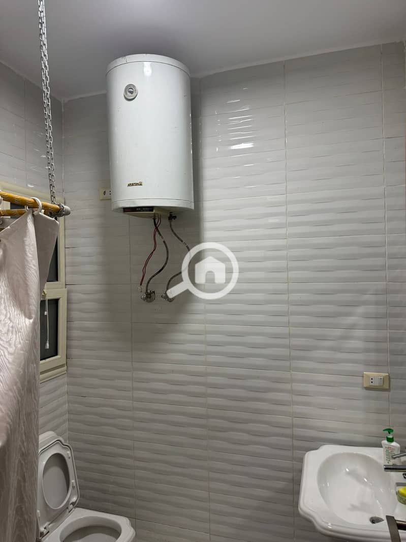 5 721f48e5-bc13-4e97-a0f5-4af1ac215c0d. jpeg