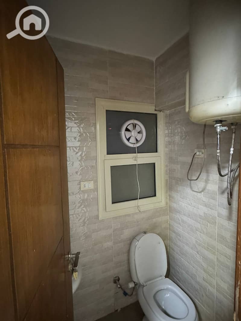 9 d705e636-e277-4e05-8bd7-e191219171b1. jpeg