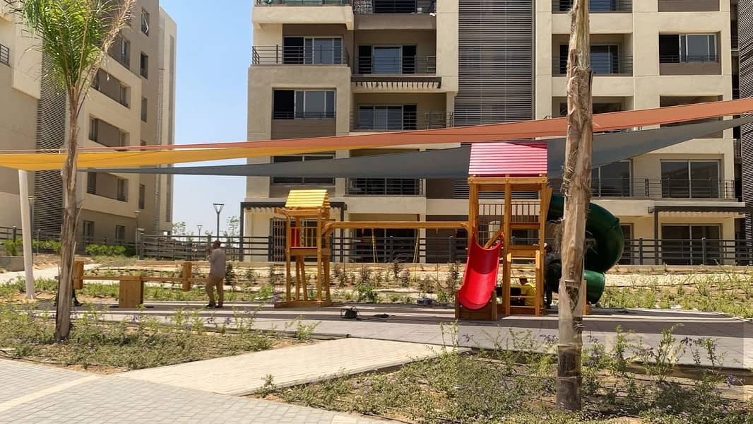 2 4622d66d-1810-412b-b8bf-0115345c5671. jpg