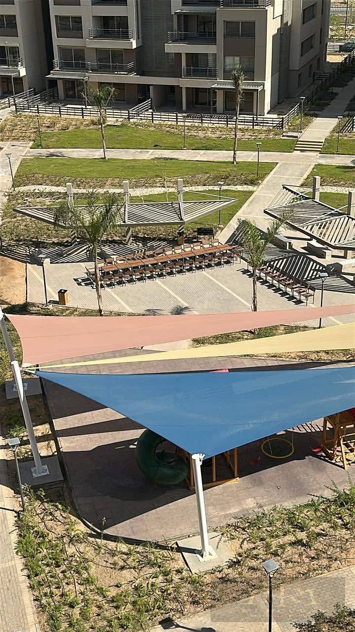 8 4050a77c-7757-40cf-b64e-1cec6356b3ab. jpg