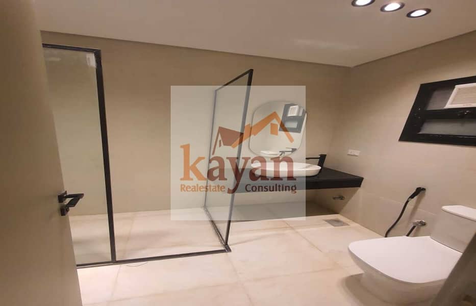 7 WhatsApp Image 2025-11-04 at 10.47. 06. jpeg