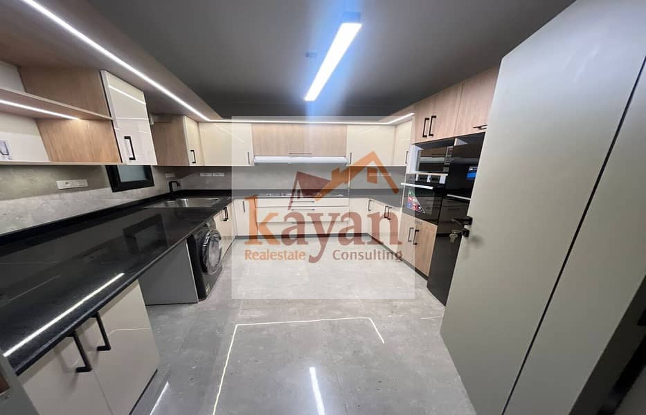 10 WhatsApp Image 2025-11-04 at 10.47. 08 (1). jpeg