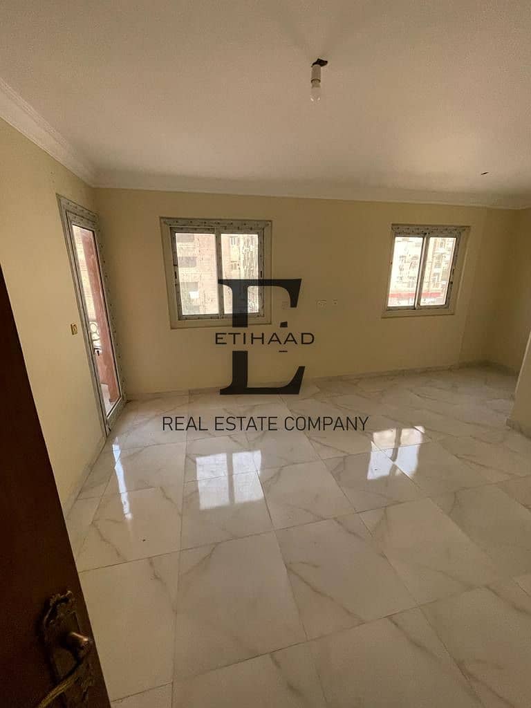 2 7092f1ab-bac5-4402-928d-7f666f98ec78. jpeg