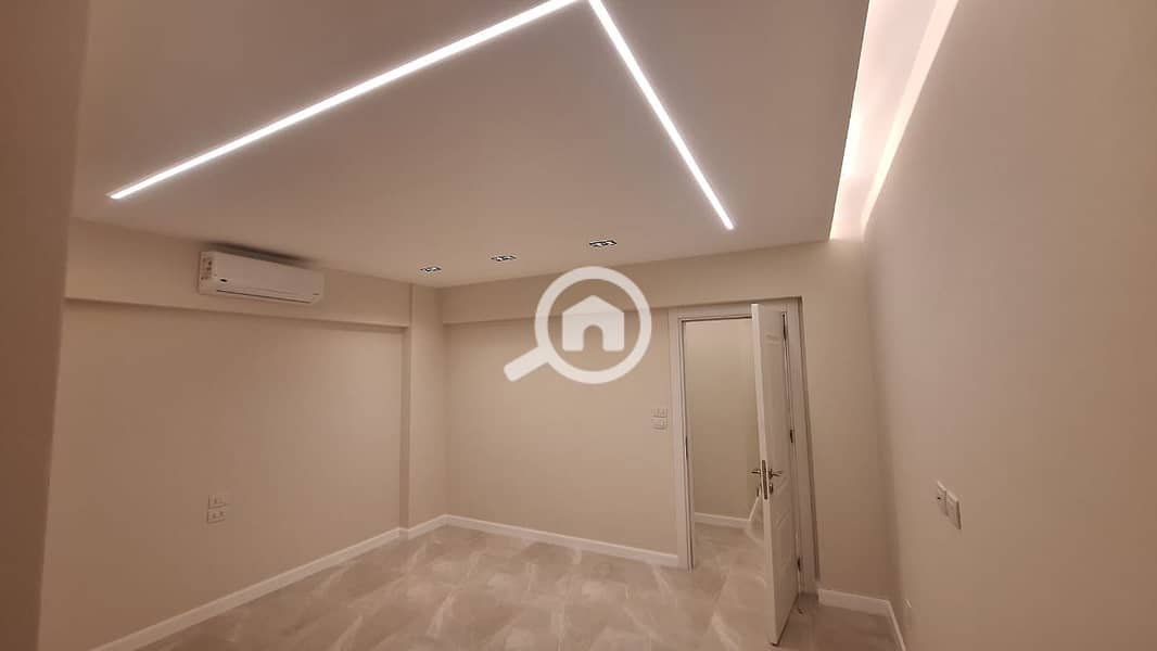 2 WhatsApp Image 2025-11-02 at 4.19. 28 PM. jpeg