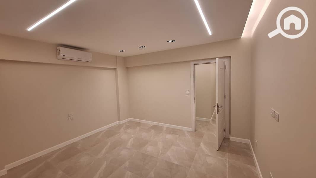 8 WhatsApp Image 2025-11-02 at 4.19. 27 PM (2). jpeg