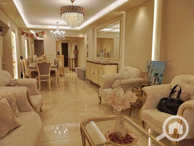 2 af99f0ee-5263-4cf8-ace9-3f39e2c383e3. jpg