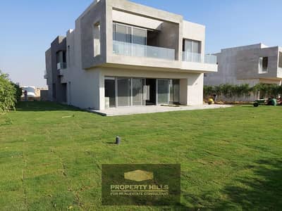 5 Bedroom Twin House for Sale in 6th of October, Giza - WhatsApp Image 2025-11-02 at 5.43. 02 PM. jpeg