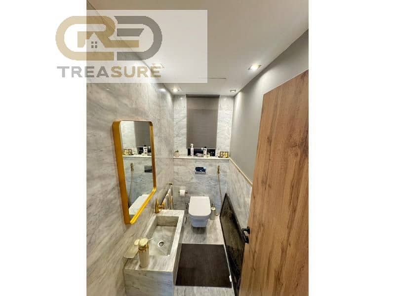 10 WhatsApp Image 2025-07-06 at 4.14. 21 PM (1). jpg