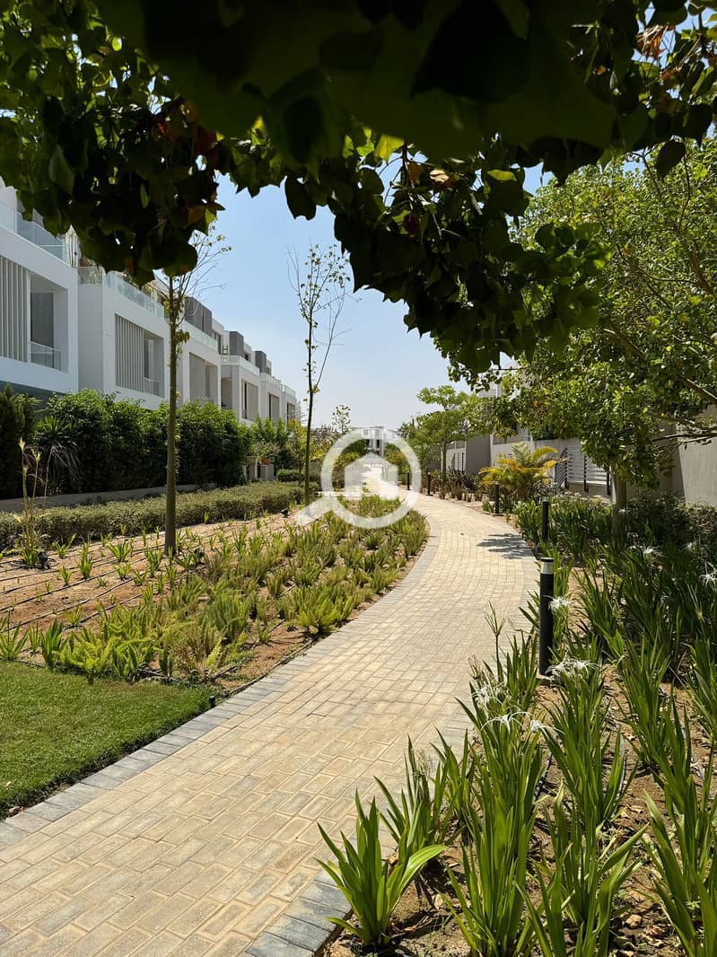 2 WhatsApp Image 2025-10-12 at 1.43. 39 PM (5). jpeg