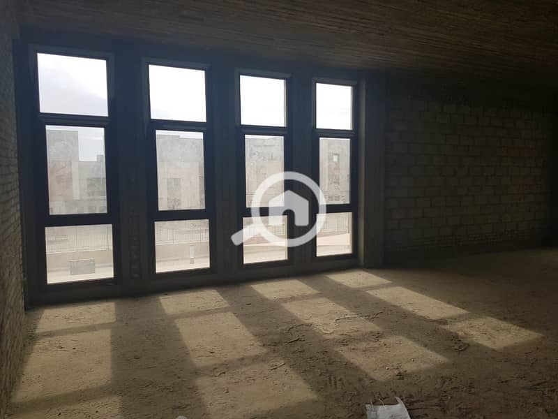 4 WhatsApp Image 2025-02-10 at 1.40. 44 PM. jpeg