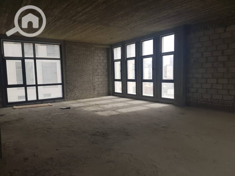 5 WhatsApp Image 2025-02-10 at 1.40. 45 PM. jpeg