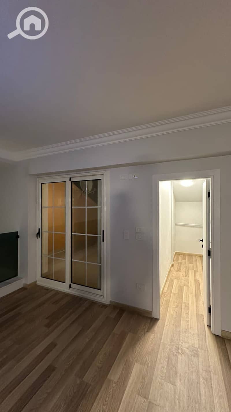 3 490c70a0-1251-40f2-b0ff-9262dddd59d5. jpeg