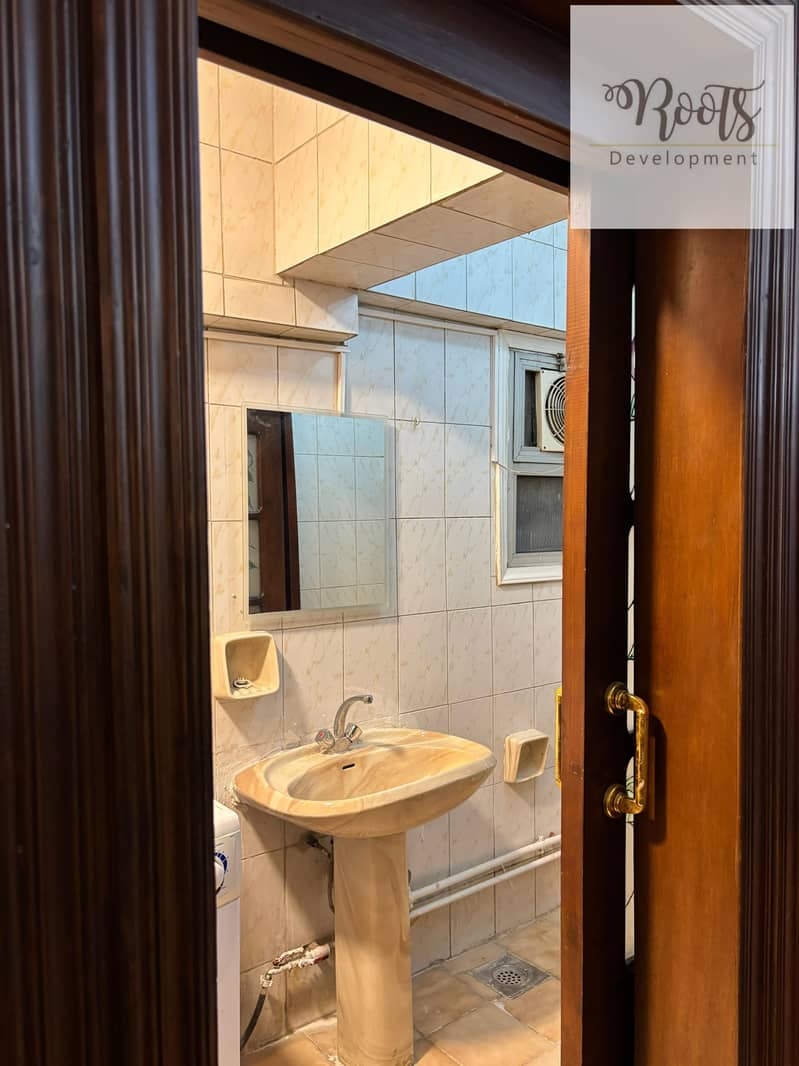 23 WhatsApp Image 2025-10-12 at 10.53. 53 AM. jpeg