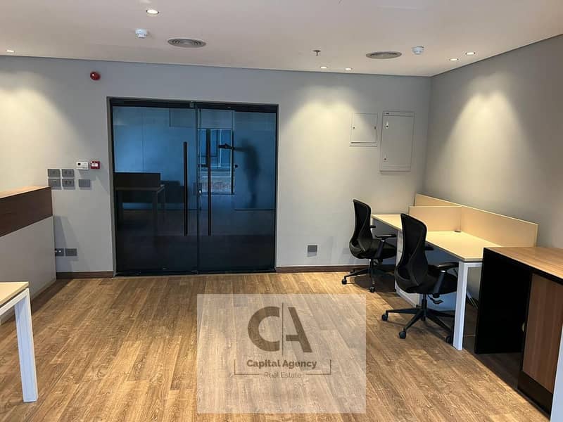 7 b278e095-c7d1-4a06-99bb-b601b71ee90c. jpg