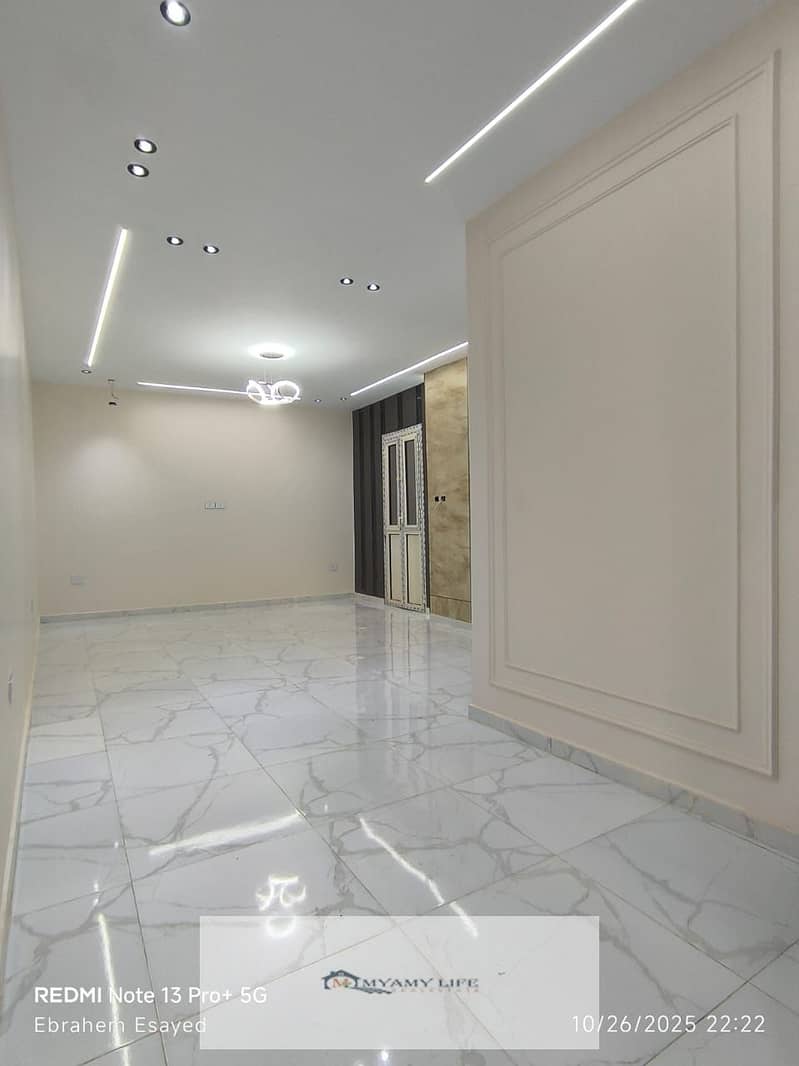 12 WhatsApp Image 2025-10-27 at 11.18. 05 AM. jpeg