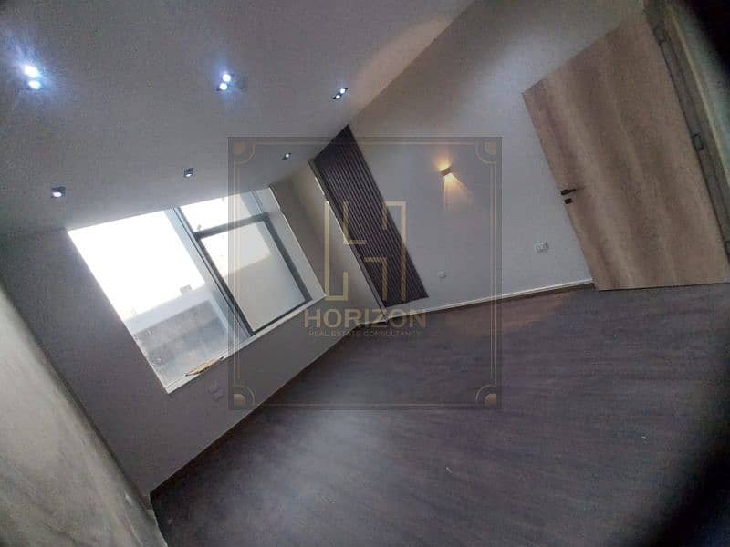 5 WhatsApp Image 2025-11-04 at 11.40. 01 AM. jpg