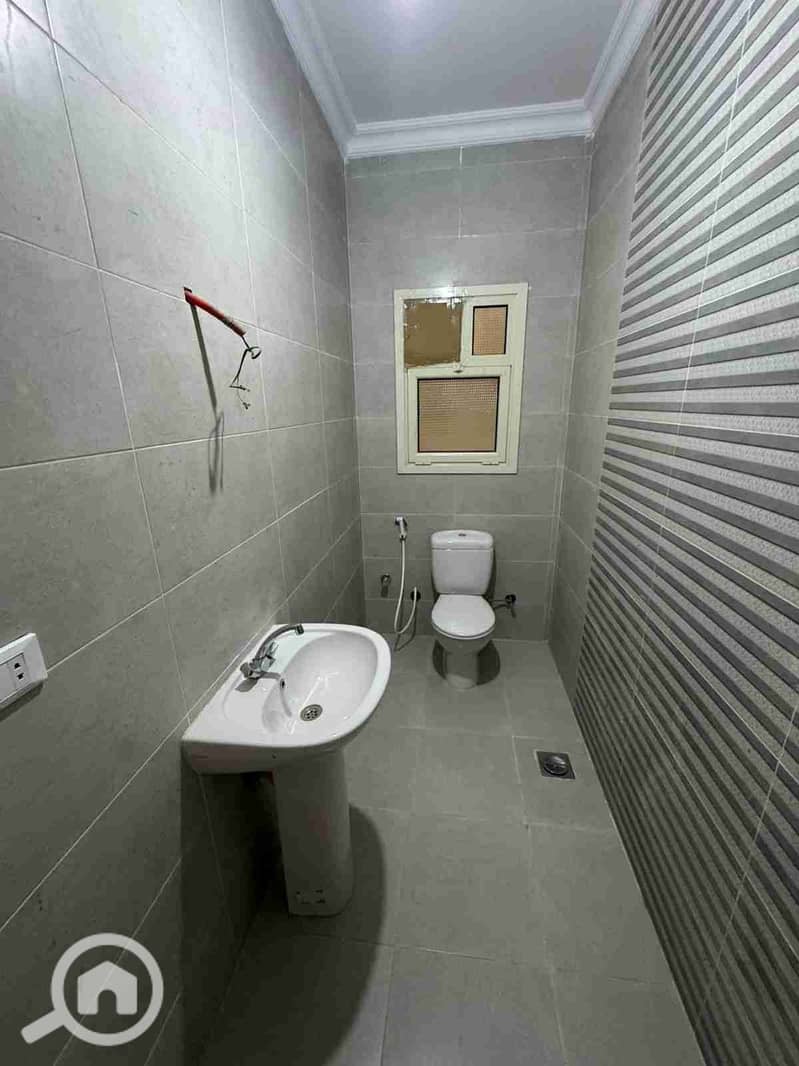 10 IMG-20251028-WA0024. jpg