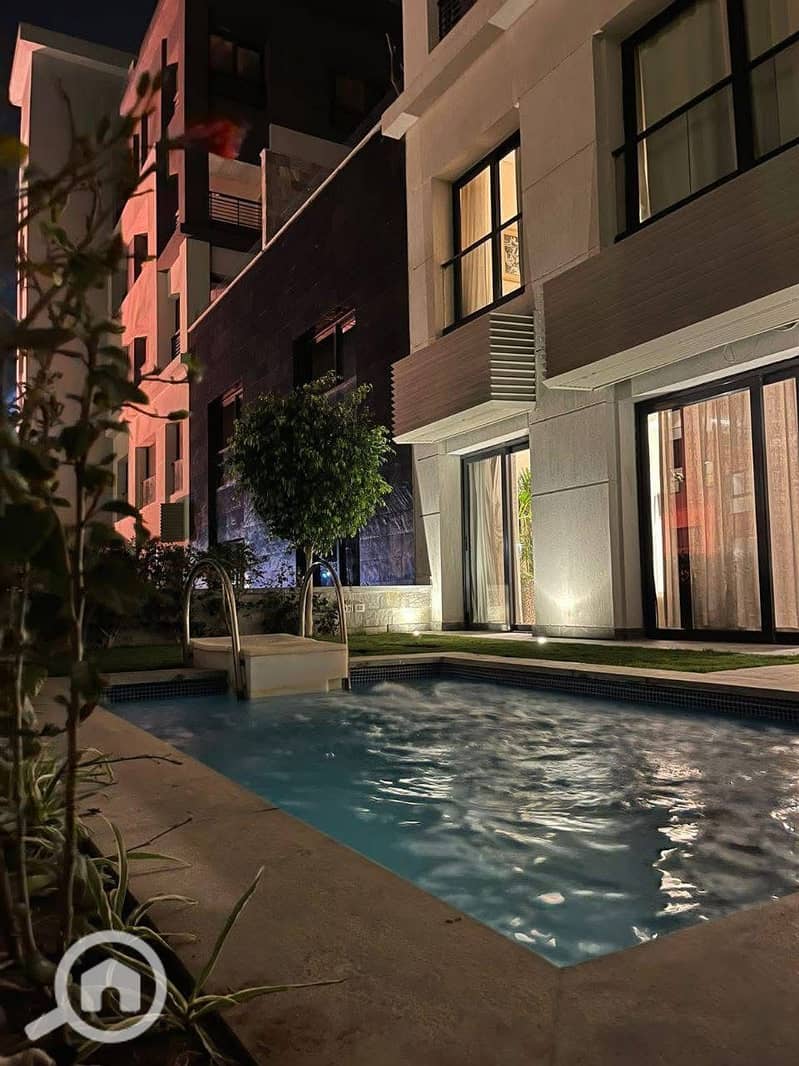 10 bda07b0a-6e90-4aab-9589-3457c04c52ad. jpg