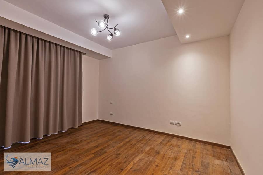 4 WhatsApp Image 2025-11-04 at 11.23. 28 AM. jpeg