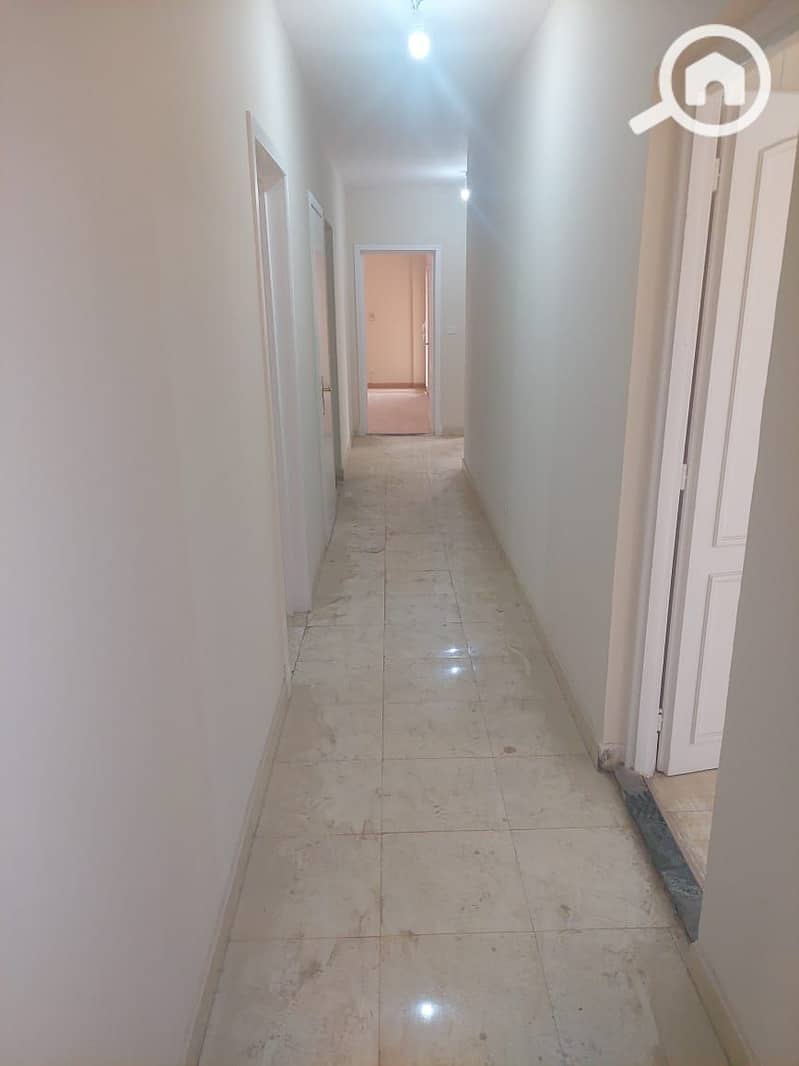 7 4bcc413c-cd12-4916-ad3f-0b6bc2fe9f07. jpeg