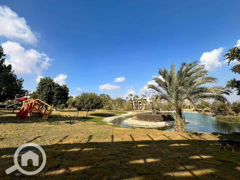 10 9ed0e084-09bb-4699-ab11-8c7778d3c147. jpg