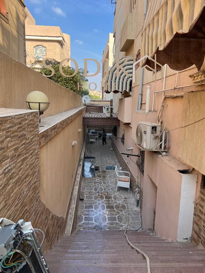 8 WhatsApp Image 2025-11-04 at 12.29. 01 PM. jpeg