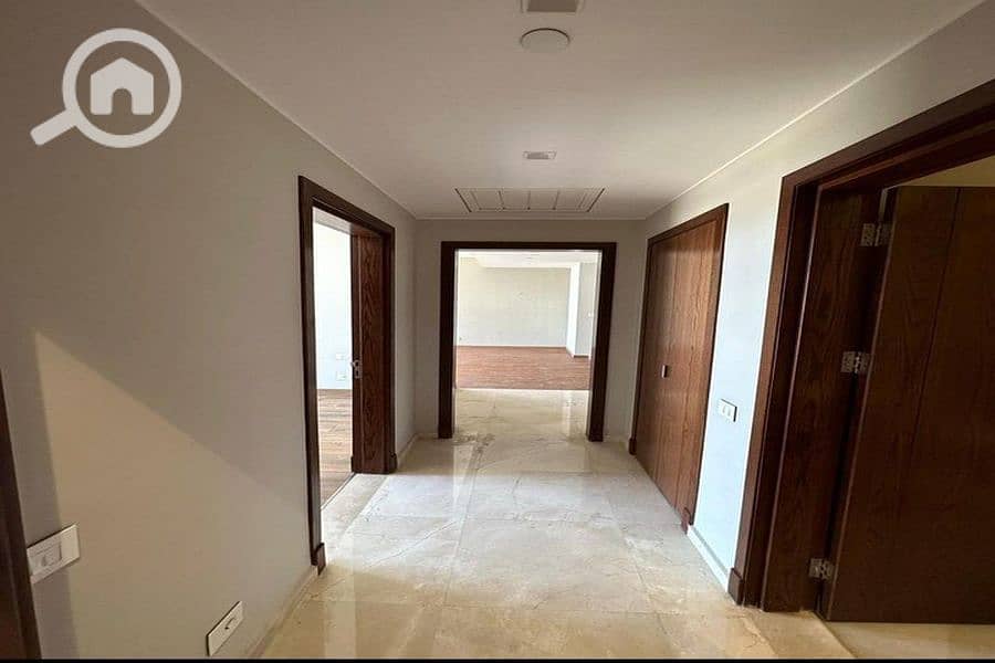 3 IMG_٢٠٢٤٠٩٢٩_١٢٢٠٠٥_900x600. jpg