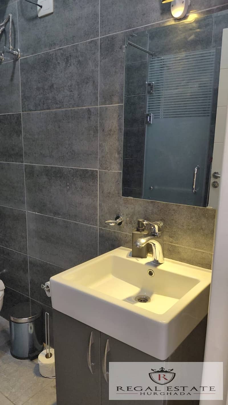 6 840a9ac7-98b5-4f0e-9347-451e62990a4e. jpeg