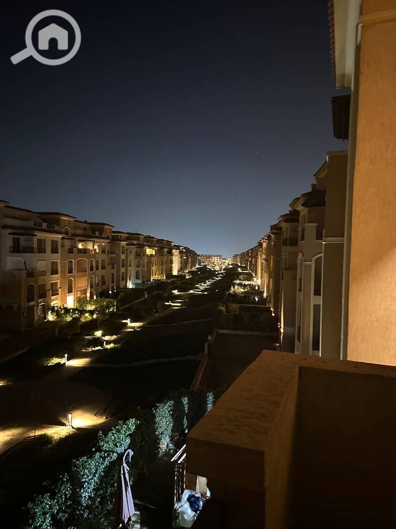 9 09d71afc-dc3f-4e2c-9747-e95a47642433. jpg