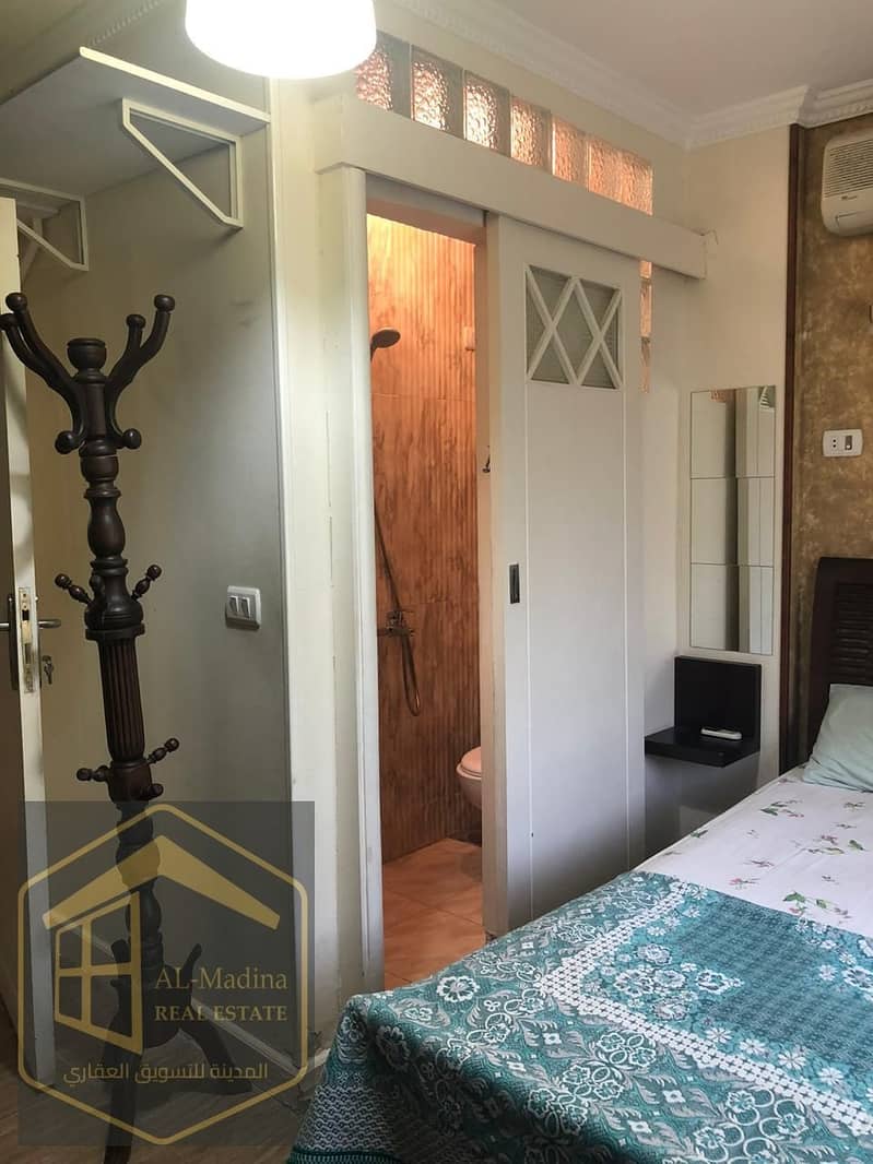 10 d637ce90-7401-4a64-80eb-7296a12ce78d. jpg