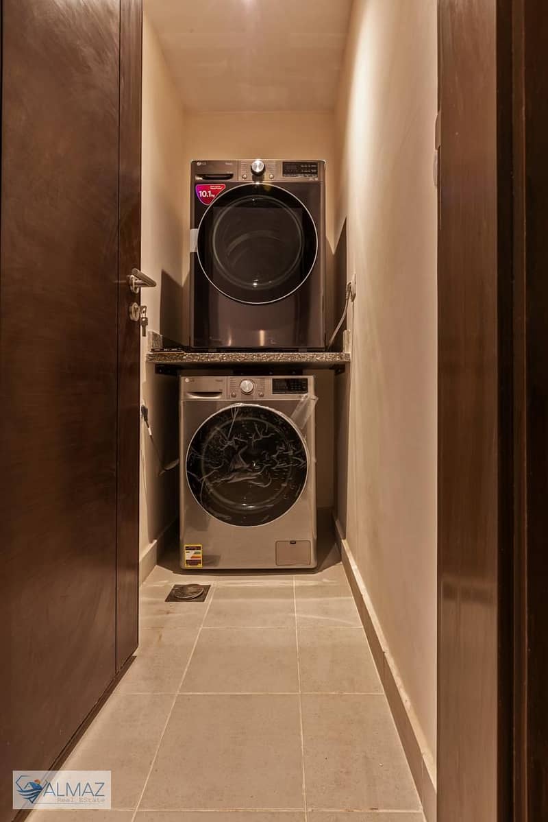 11 WhatsApp Image 2025-11-04 at 11.25. 13 AM. jpeg