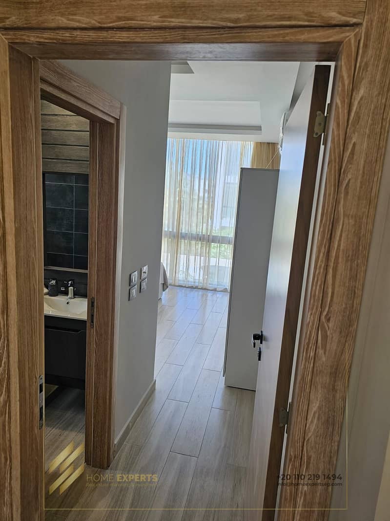 3 0c181887-a781-4e28-a9f4-ebacccab5557. jpg