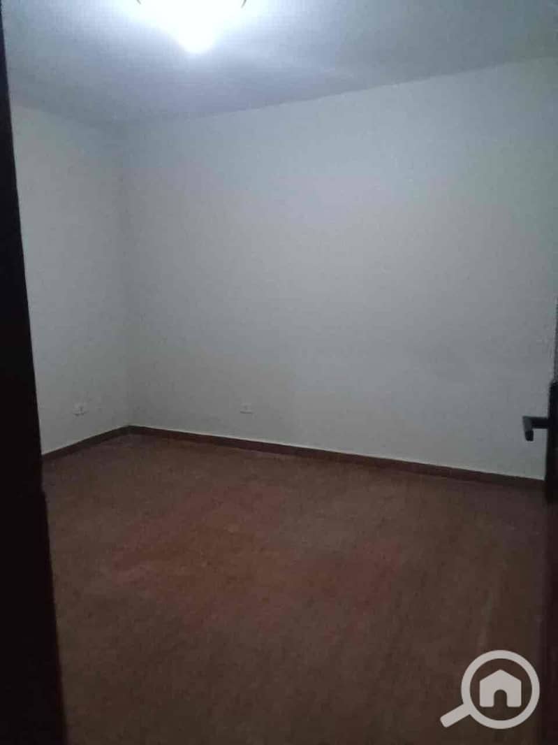 4 595521e8-a746-4924-9cf4-7a345f7573ba. jpg