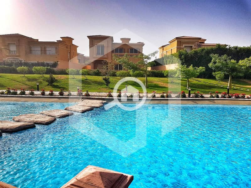 5 Royal Meadows 5. jpg